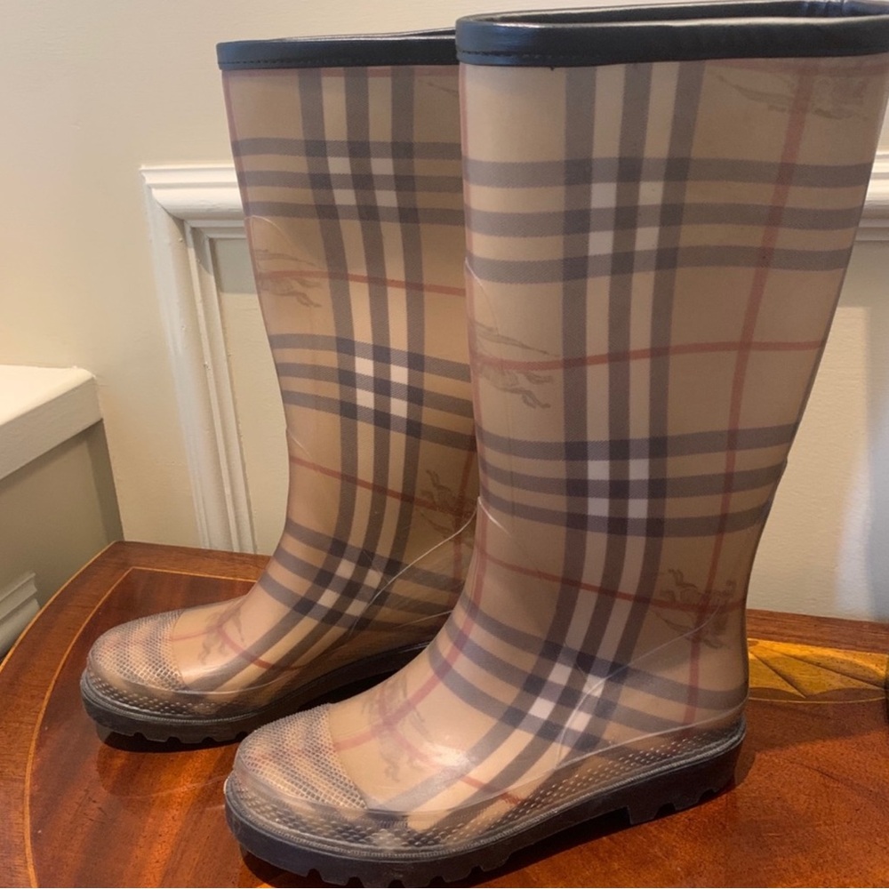 Burberry Plaid Winter Rain Boots - Beige and Black